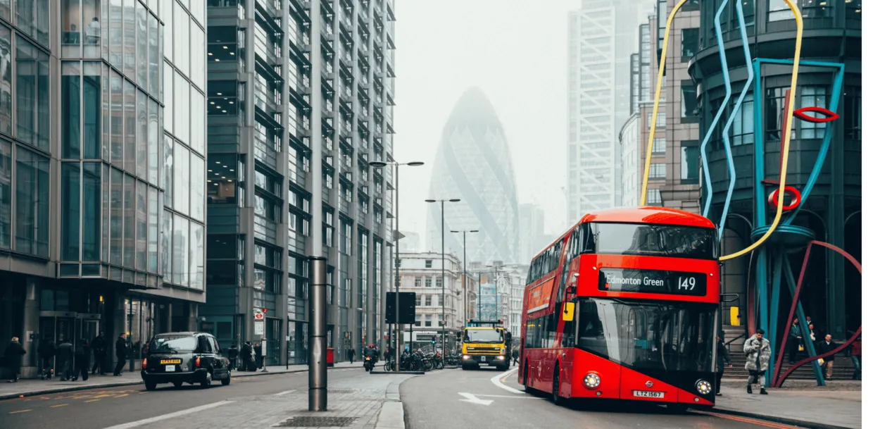 Your UK Tech Dream: A Beginner’s Guide to Settling In the UK